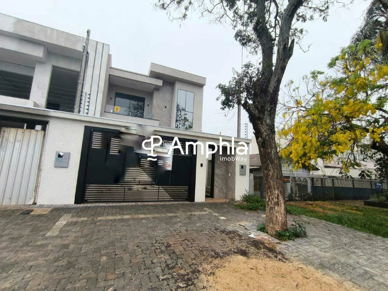 Sobrado Triplex com 3 dormitórios à venda, 330m² - Maria Luiza, Cascavel/ PR