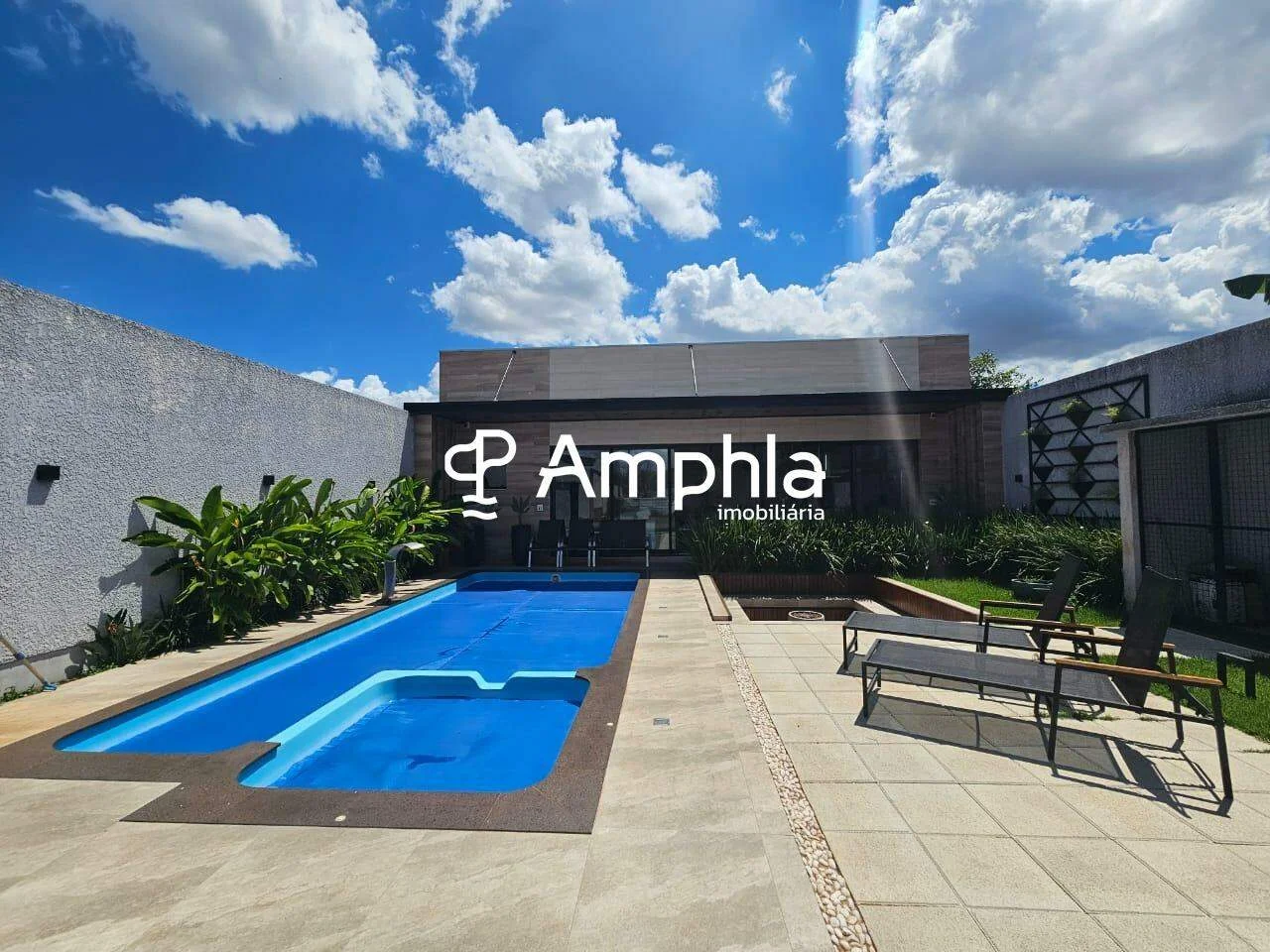 Terreno para eventos mobiliado à venda, 660m² - Neva, Cascavel-PR