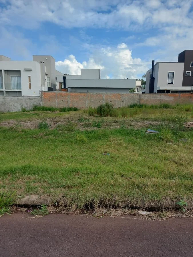 Residencial à Venda, Recanto Tropical - Cascavel