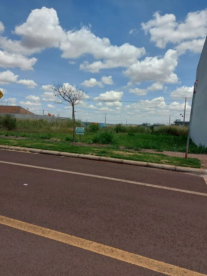 Residencial à Venda, Colinas - Cascavel