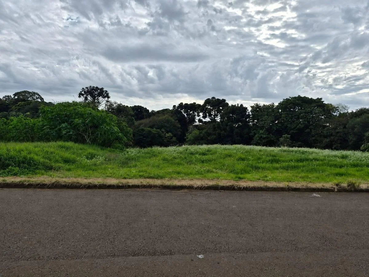 TERRENO RESIDENCIAL NO RECANTO TROPICAL 1