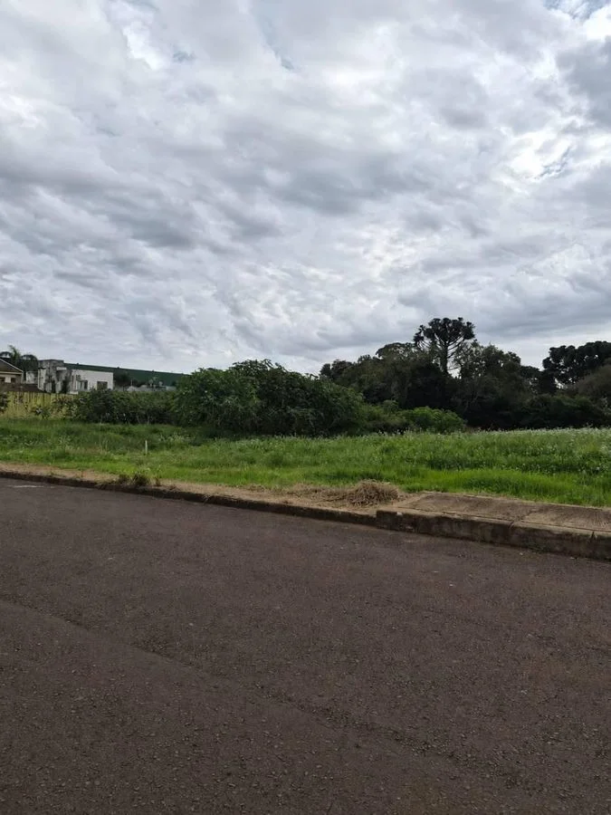 TERRENO RESIDENCIAL NO RECANTO TROPICAL 1