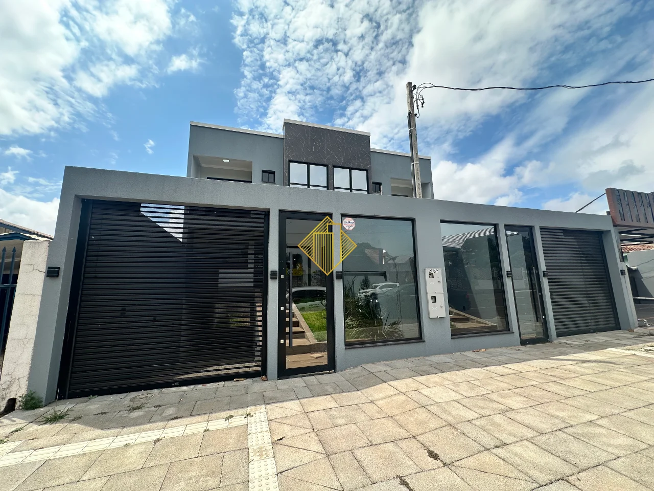 Sobrado para aluguel, 3 quartos, 1 suíte, 4 vagas, Parque São Paulo - Cascavel/PR