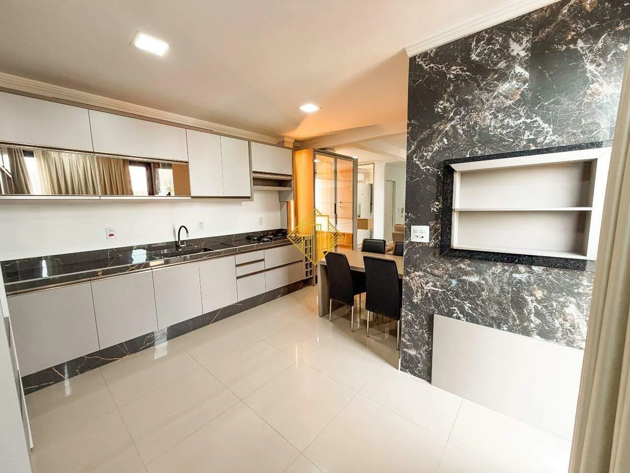 APARTAMENTO MOBILIADO PARA LOCAÇÃO NO JARDIM SANTA MARIA EM TOLEDO-PARANÁ