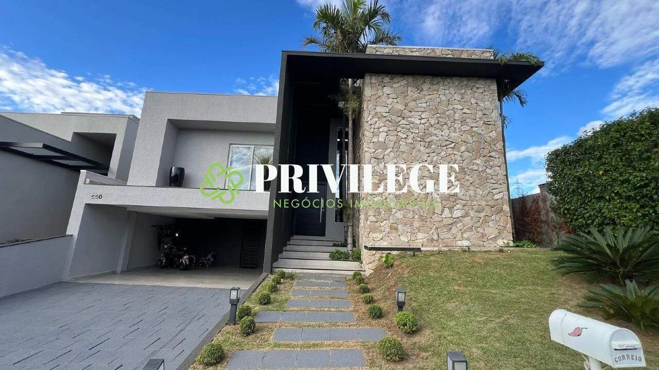 VENDA - Sobrado Treviso, no bairro FAG, Cascavel - PR