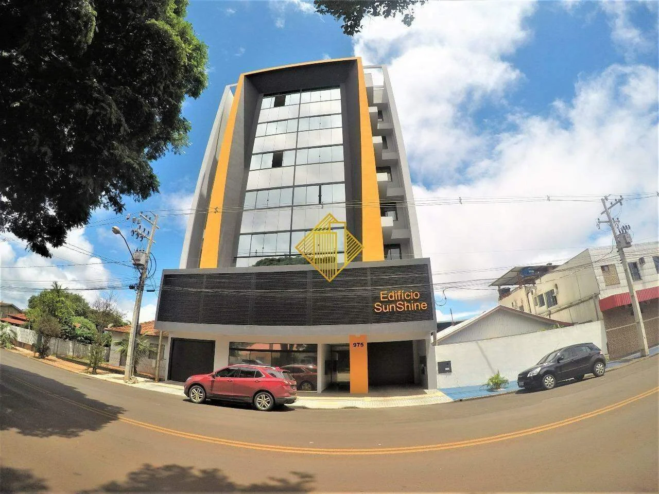 Apartamento à venda, 3 quartos, 1 suíte, 2 vagas, Centro - Toledo/PR