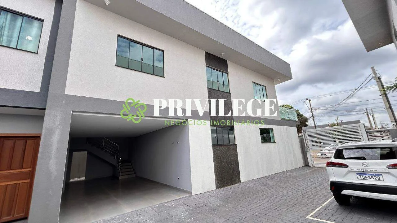 VENDA - Sobrado em Condominio, no Santa Felicidade, Cascavel - PR