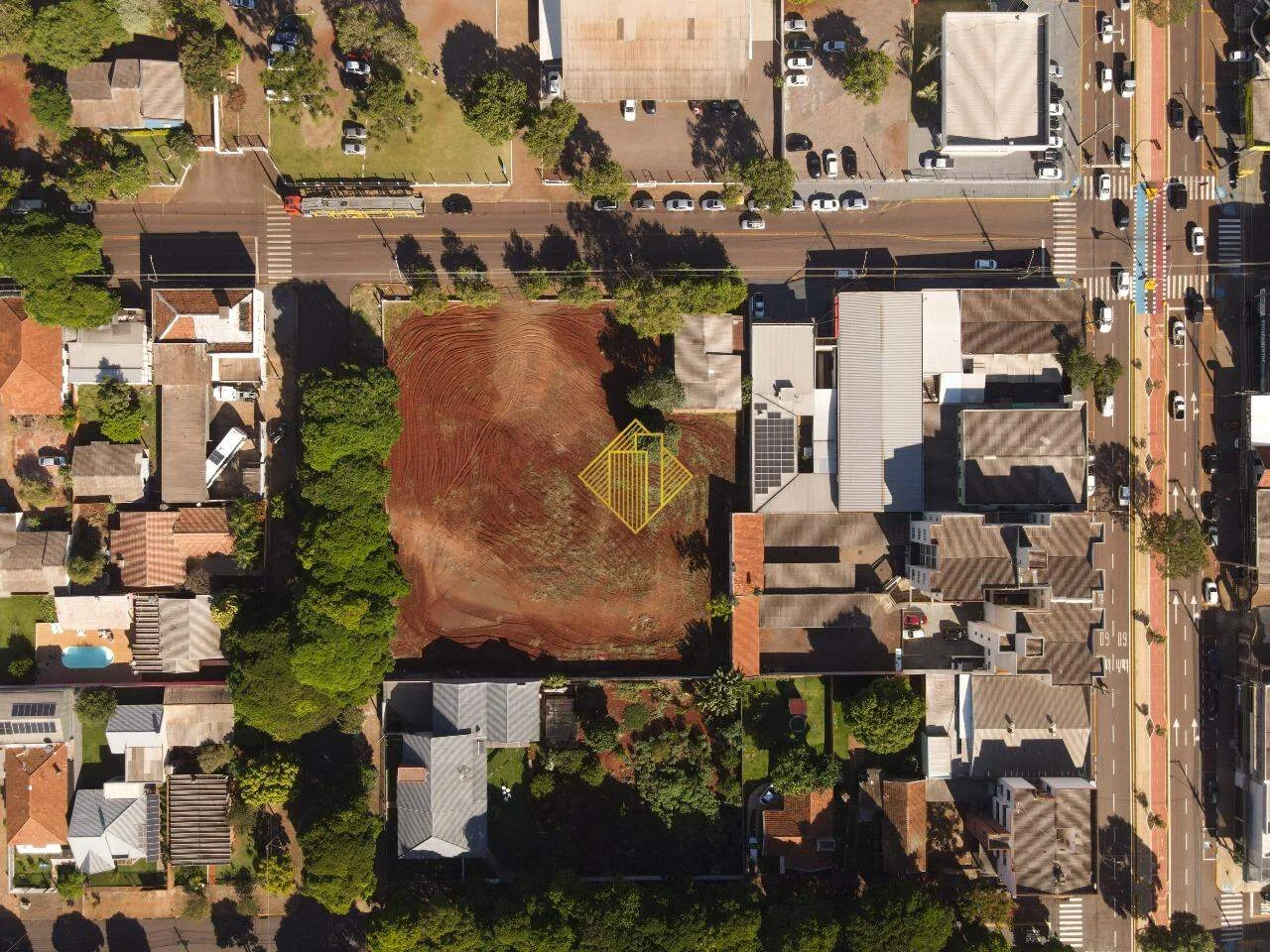 TERRENO AREA CENTRAL, PRÓXIMO A AVENIDA PARIGOUT DE SOUZA,