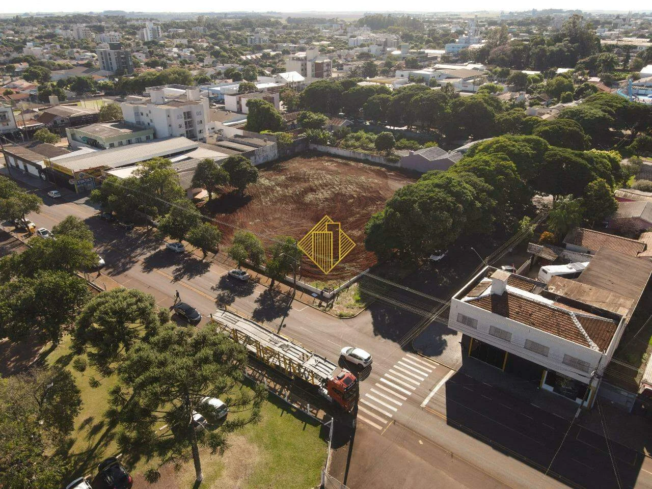 TERRENO AREA CENTRAL, PRÓXIMO A AVENIDA PARIGOUT DE SOUZA,