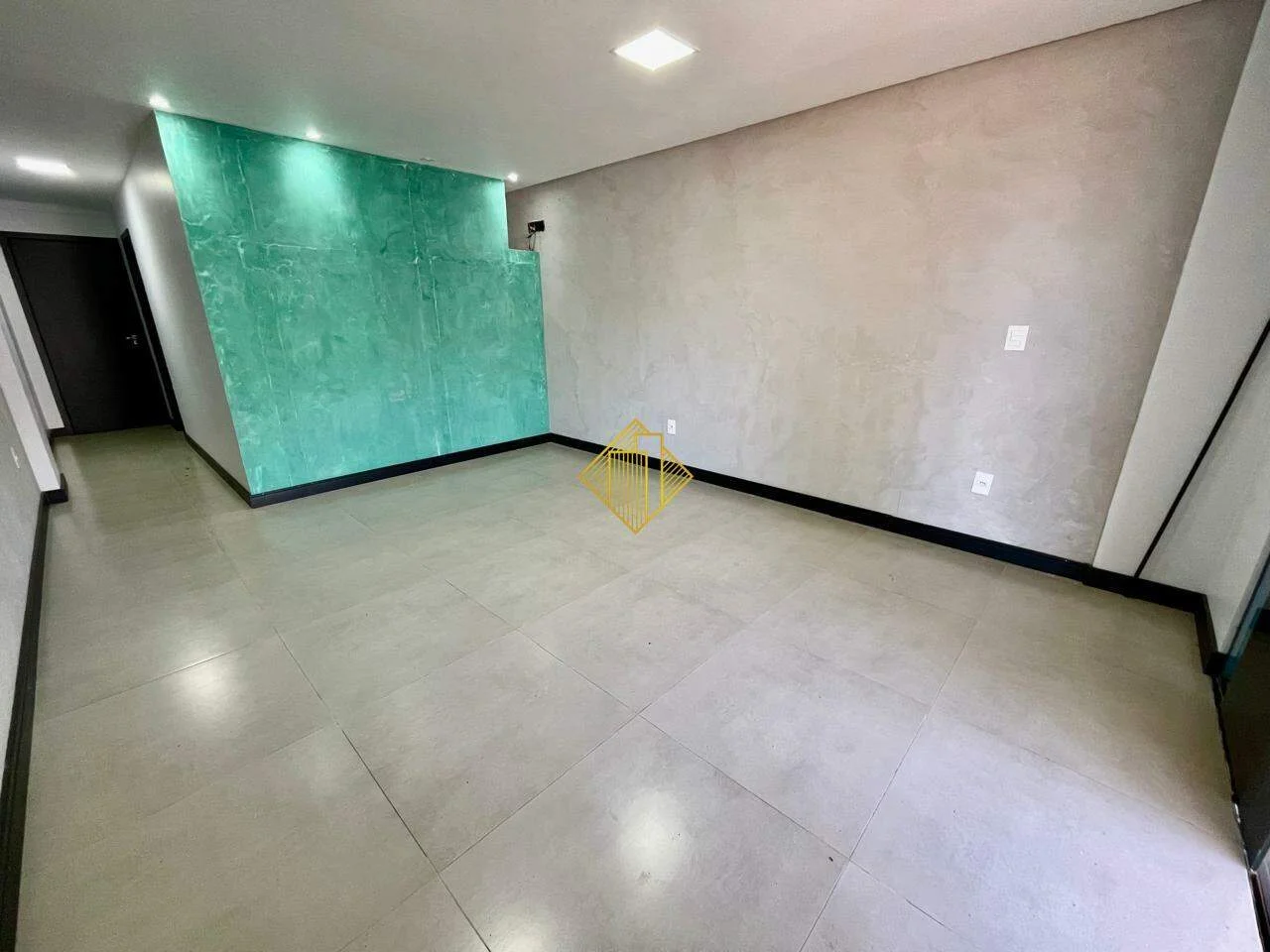 **SALA COMERCIAL NO JARDIM PORTO ALEGRE EM TOLEDO PARANÁ**