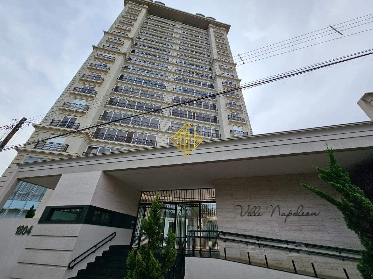 Apartamento à venda, 4 suítes, 5 vagas, Country - Cascavel/PR