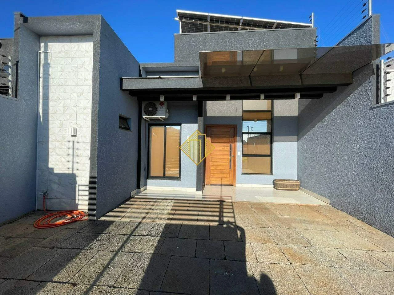 Casa à venda, 2 quartos, 1 suíte, 2 vagas, Vista Linda - Cascavel/PR