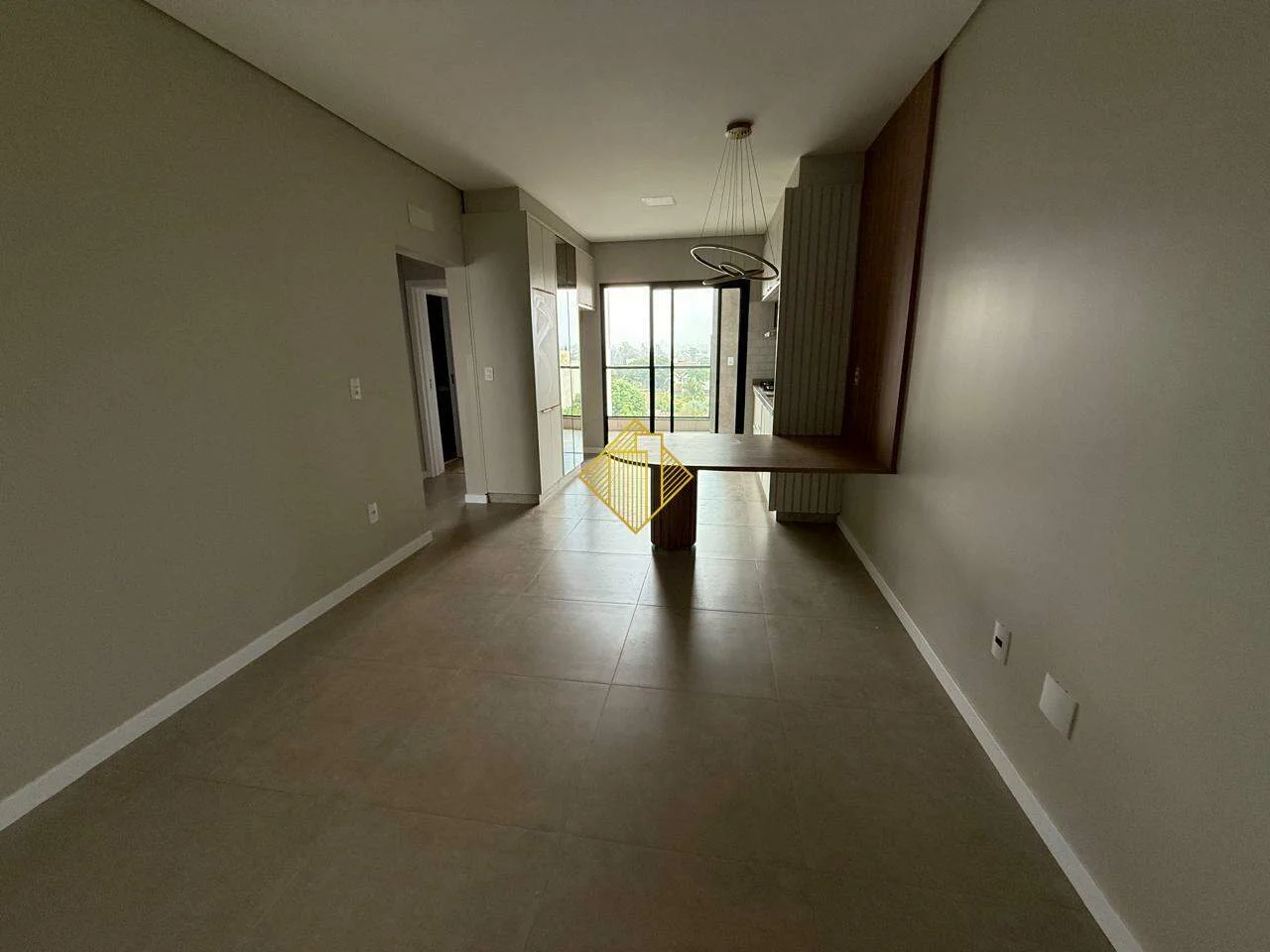 APARTAMENTO PARA LOCAÇÃO NO JARDIM INDUSTRIAL EM TOLEDO - PARANÁ