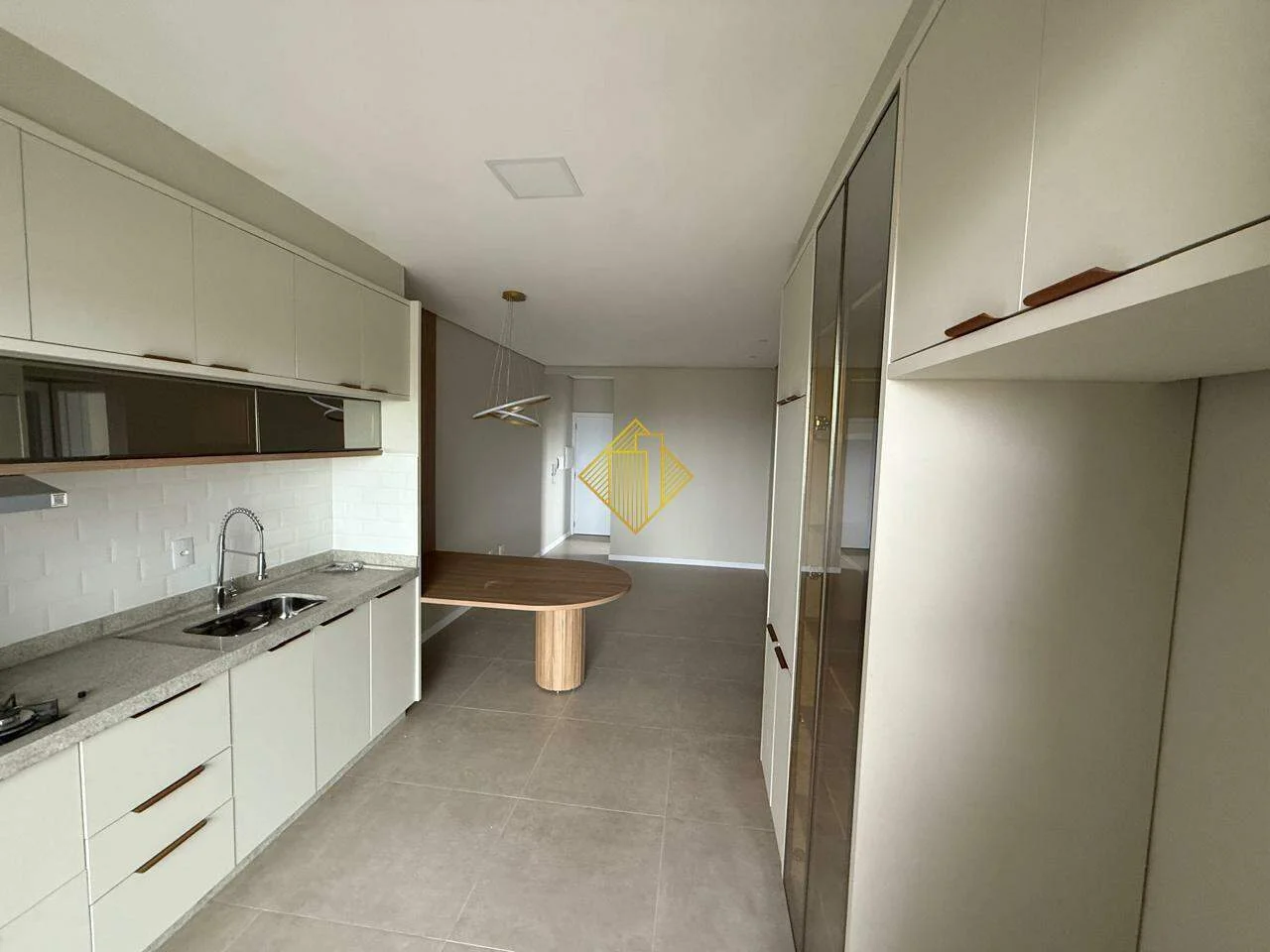 APARTAMENTO PARA LOCAÇÃO NO JARDIM INDUSTRIAL EM TOLEDO - PARANÁ