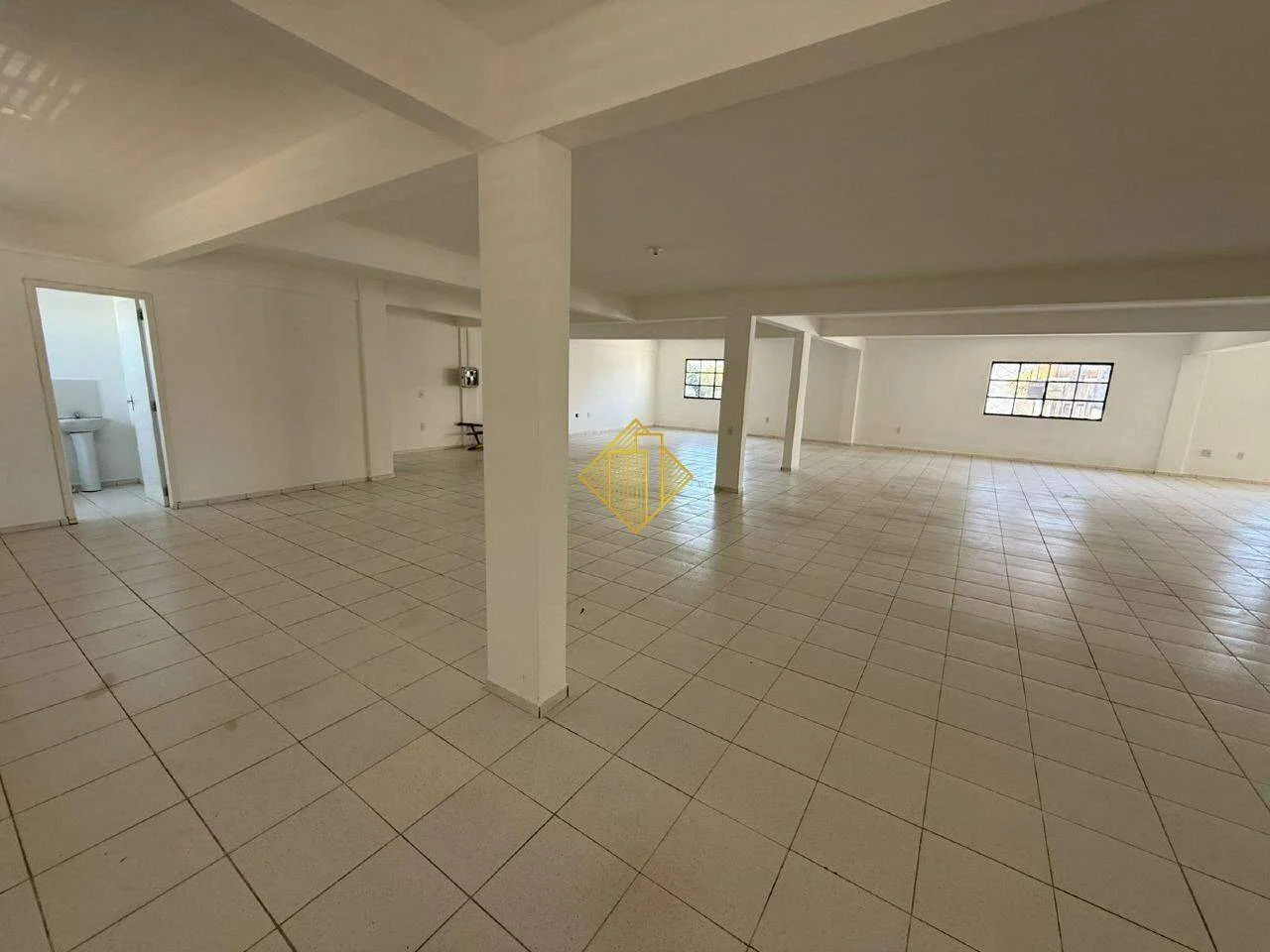 PONTO COMERCIAL PARA LOCAÇÃO EM TOLEDO - PARANÁ