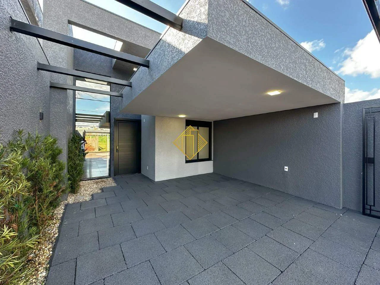 *Casa Térrea à Venda no Bairro Viena
