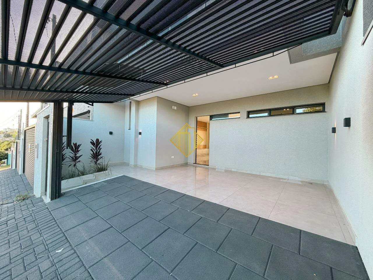 Sobrado Novo com 3 suítes no Vila Tolentino