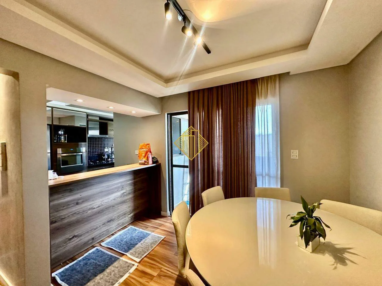 Apartamento para aluguel, 2 quartos, 2 vagas, Country - Cascavel/PR