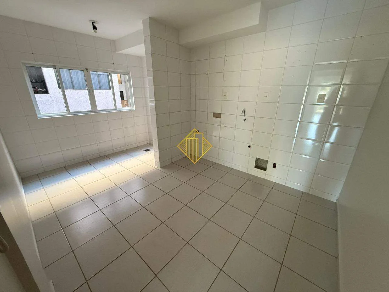 APARTAMENTO PARA LOCAÇÃO NO SANTA MARIA EM TOLEDO - PARANÁ