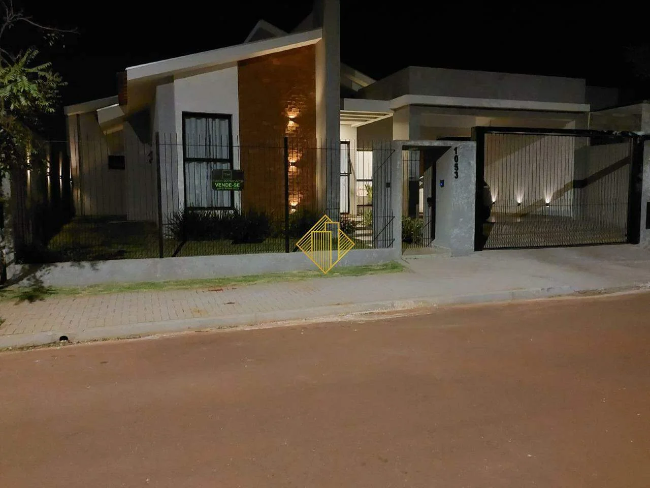 Casa à venda, 2 quartos, 1 suíte, 2 vagas, Tocantins - Toledo/PR