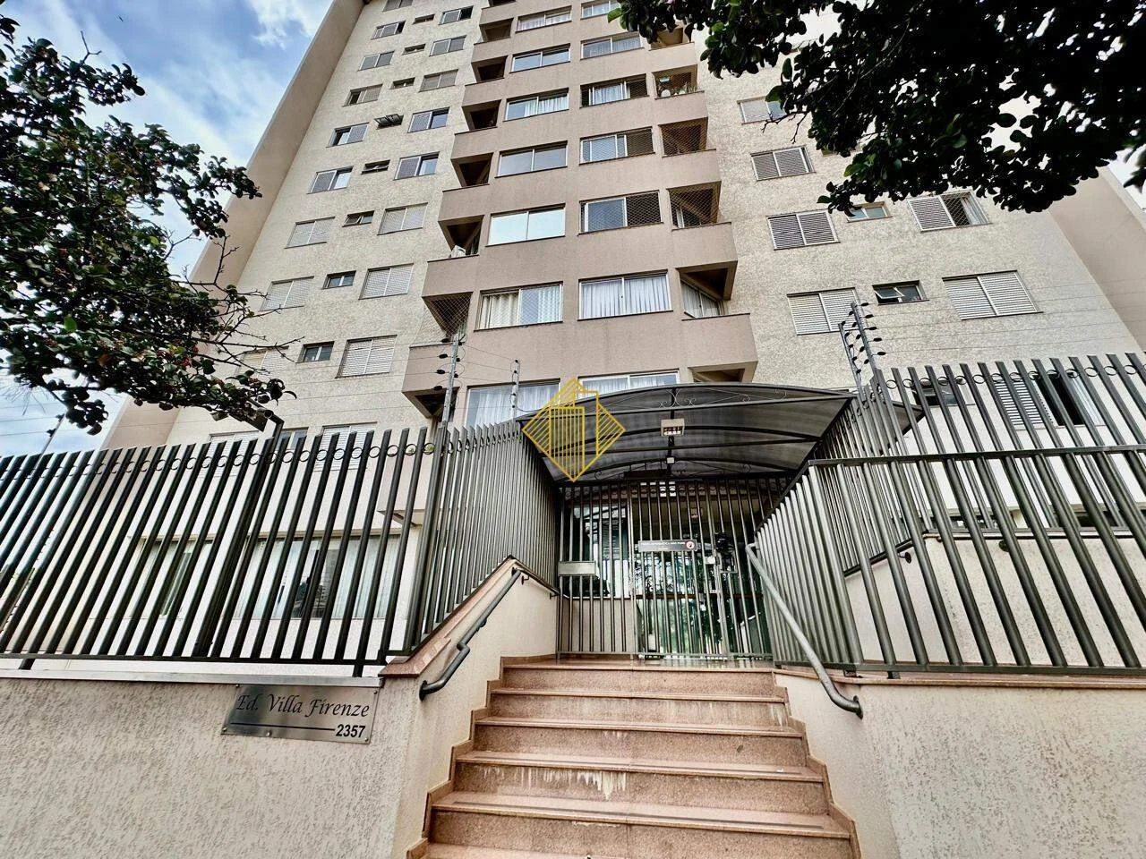 Apartamento para aluguel, 3 quartos, 1 suíte, 1 vaga, Centro - Cascavel/PR