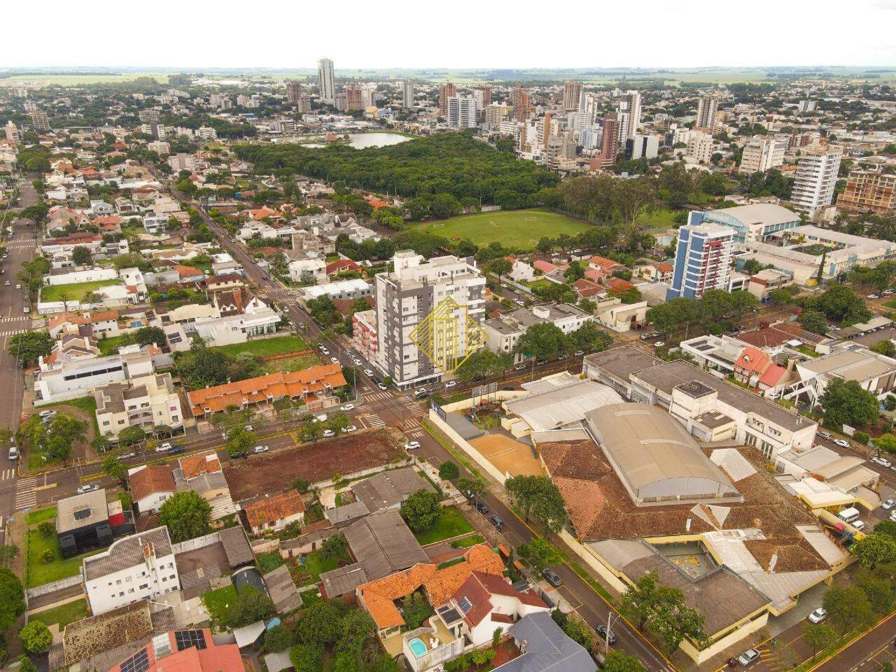 Terreno 977 m² à Venda no Jardim La Salle, Toledo (Residencial/Comercial)