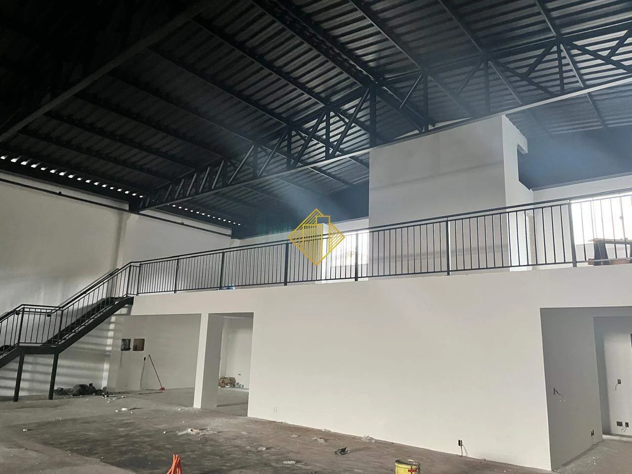 AMPLO BARRACÃO DISPONÍVEL PARA LOCAÇÃO EM TOLEDO-PARANÁ