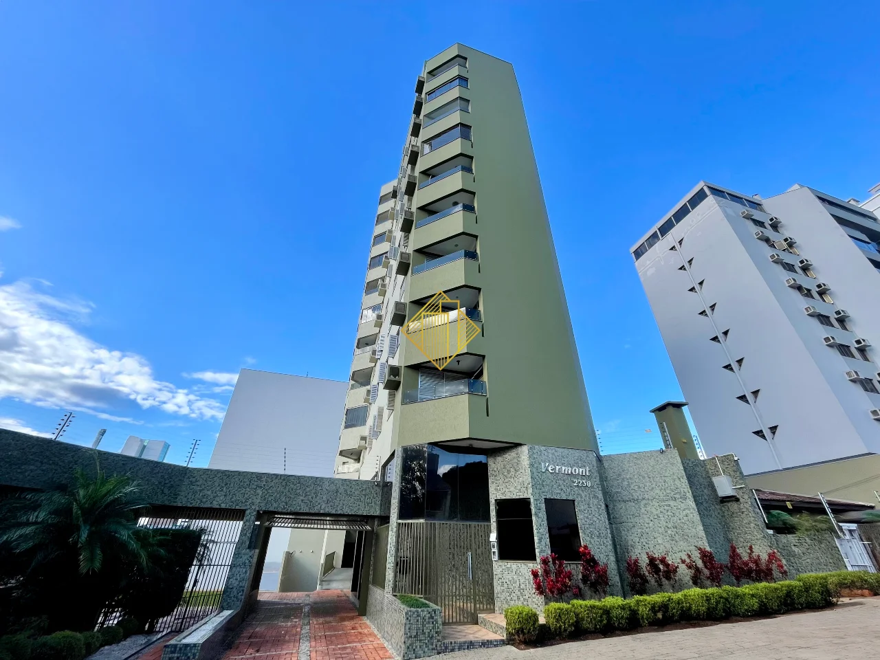Apartamento de 130m² no Edifício Vermont com 3 Quartos e 2 Vagas