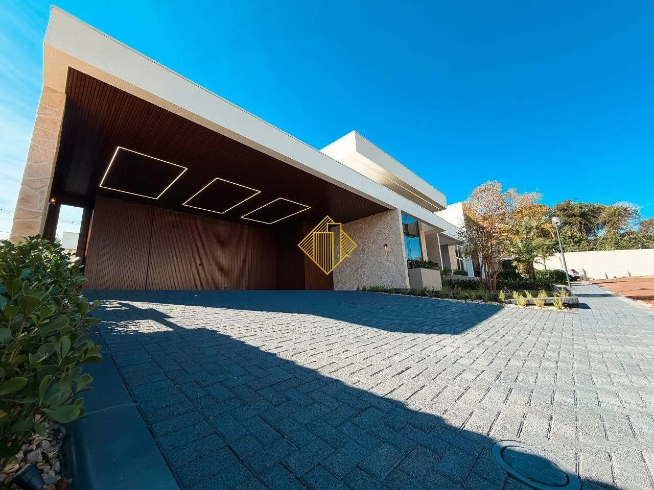 Casa à venda, 1 quarto, 3 suítes, 3 vagas, Recanto Tropical - Cascavel/PR