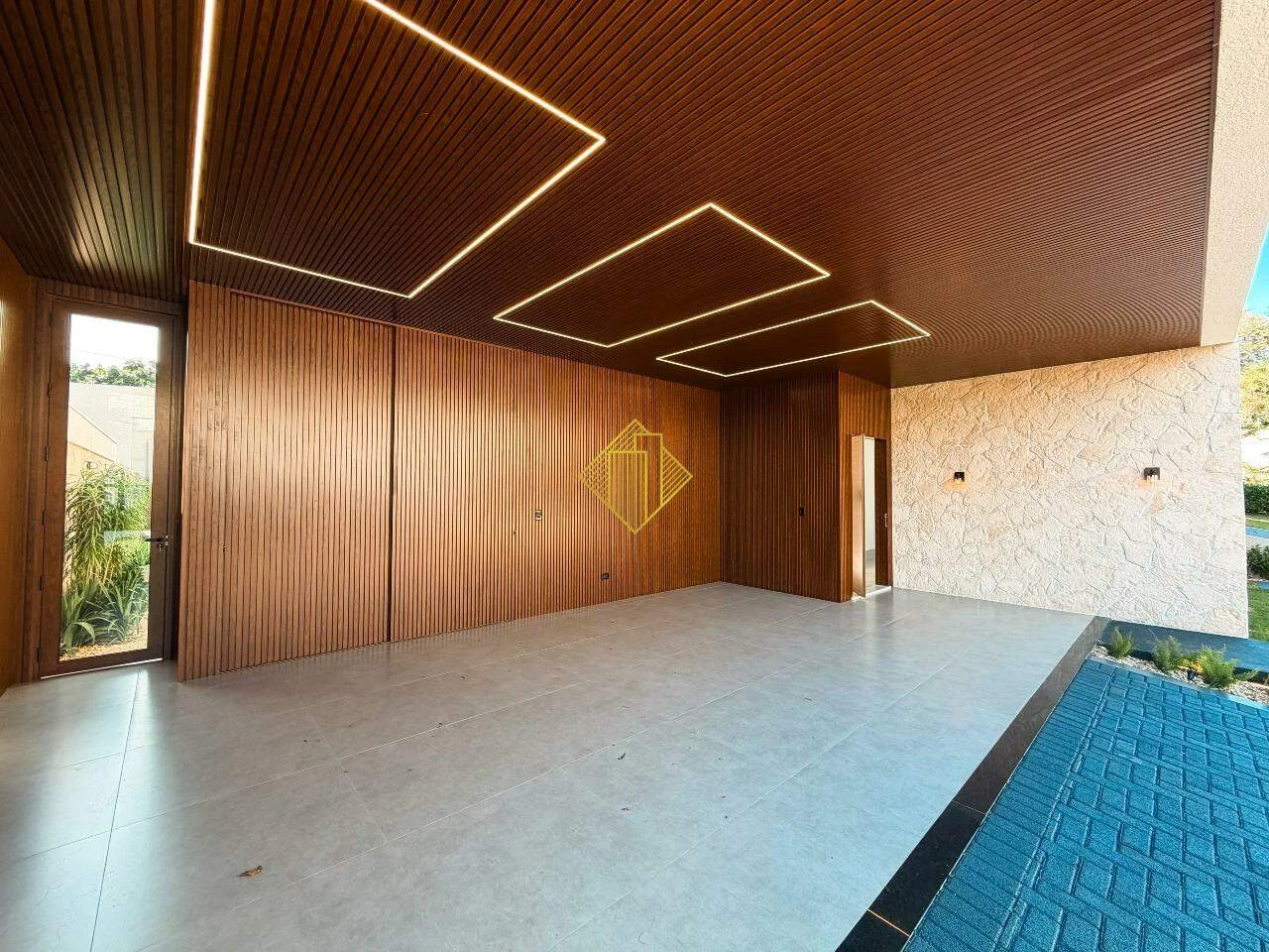 Casa à venda, 1 quarto, 3 suítes, 3 vagas, Recanto Tropical - Cascavel/PR