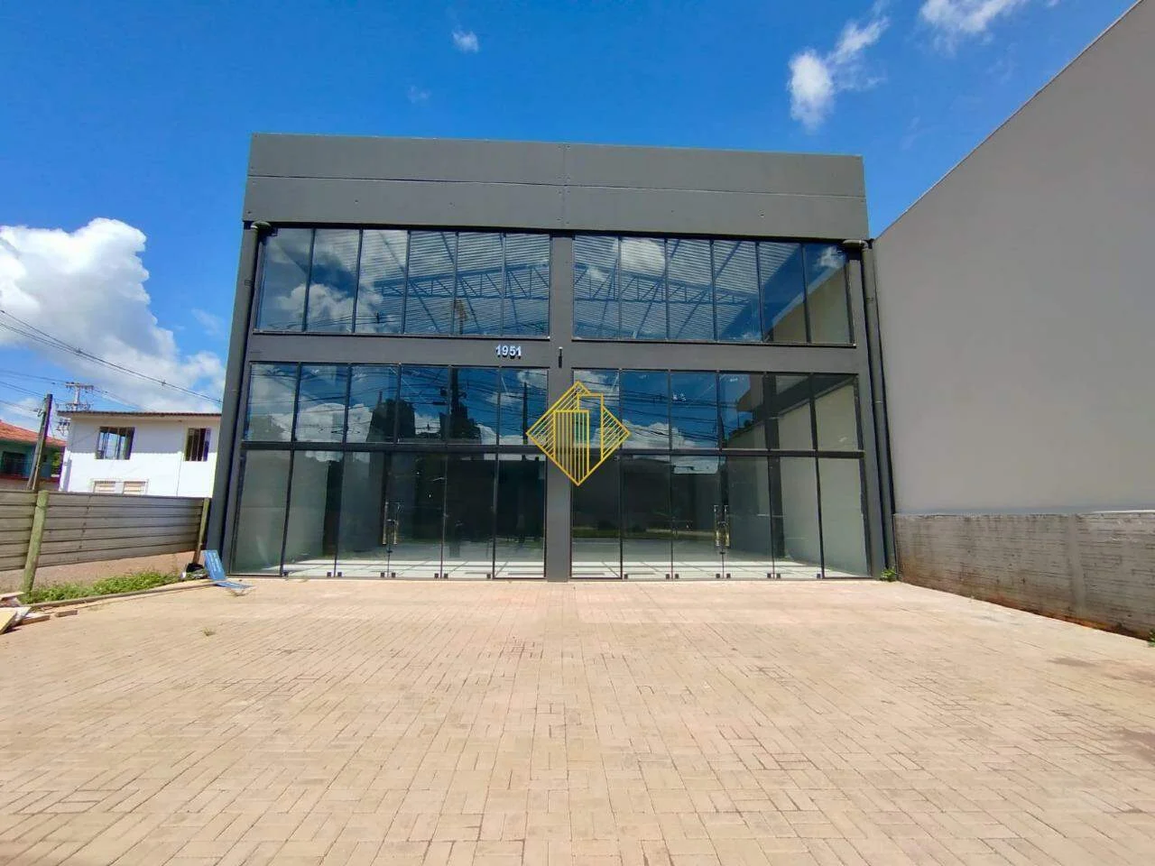 BARRACÃO COMERCIAL NA CIRNE LIMA EM TOLEDO-PARANÁ