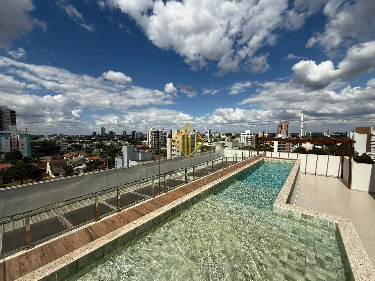 Apartamento alto padrão no Jardim La Salle com 3 suítes e 6 banheiros em TOLEDO -PARANÄ