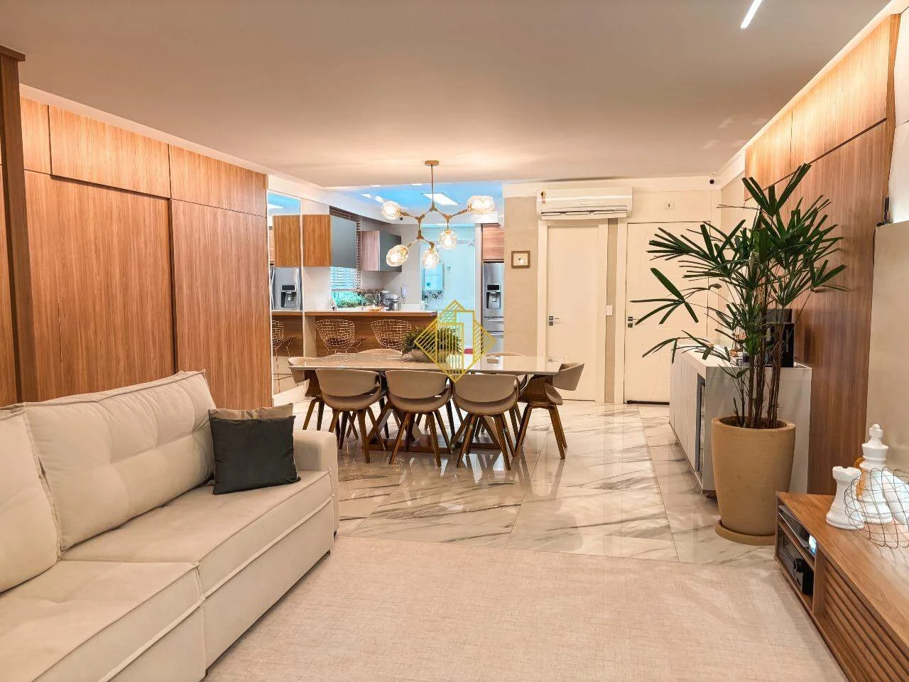 APARTAMENTO PORTEIRA FECHADA NO CENTRO