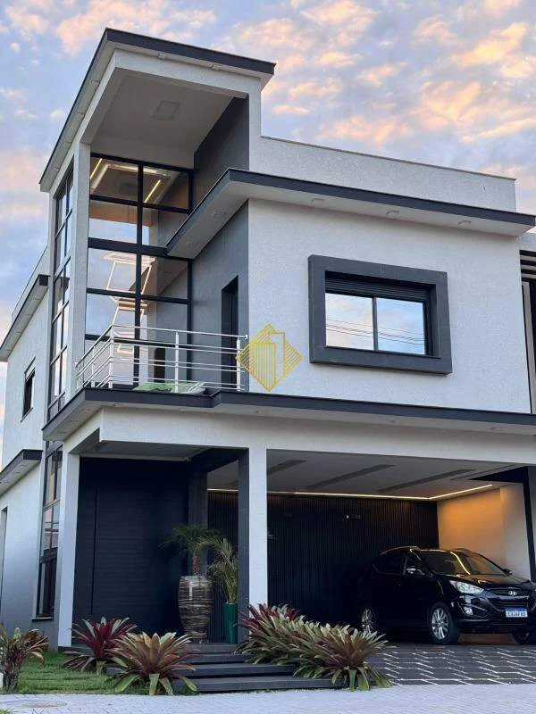 Sobrado à venda, 3 suítes, 2 vagas, Cancelli - Cascavel/PR