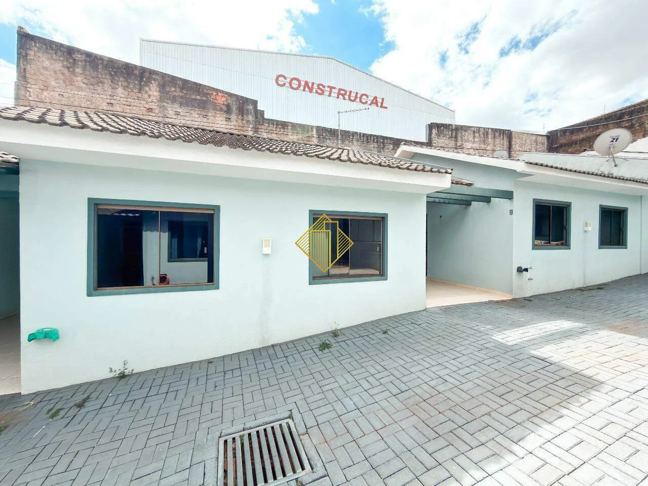 Casa para aluguel, 2 quartos, 1 vaga, Neva - Cascavel/PR