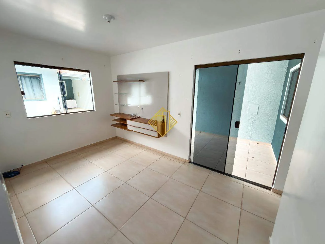 Casa para aluguel, 2 quartos, 1 vaga, Neva - Cascavel/PR