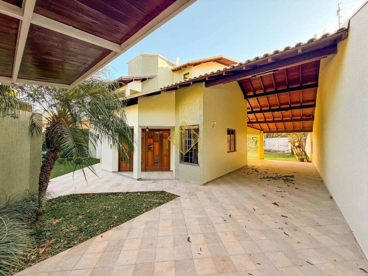 CASA PARA ALUGAR COM PISCINA - JARDIM LA SALLE - TOLEDO/PARANÁ