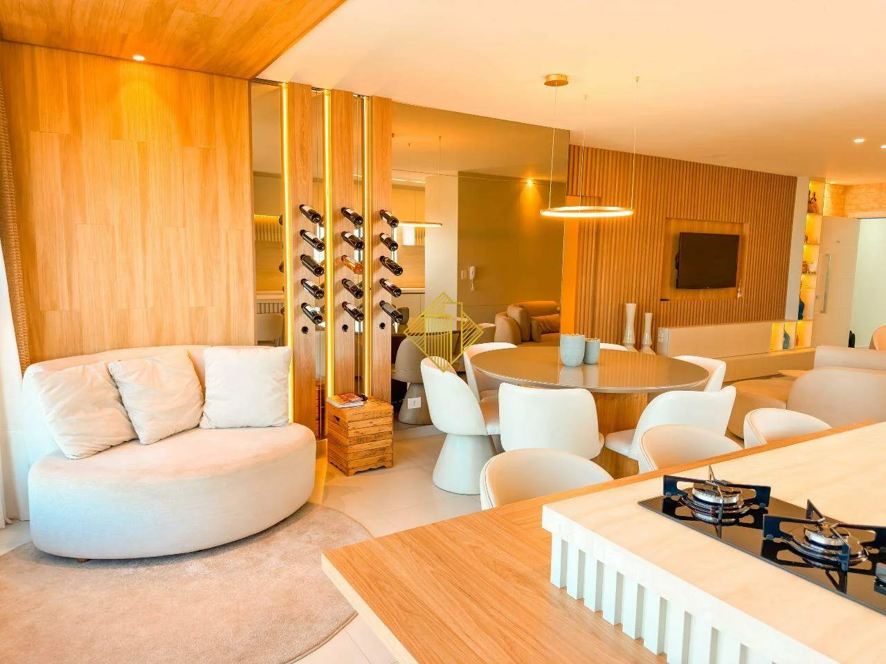 Conforto e praticidade no Neva: Apartamento completo com suíte!