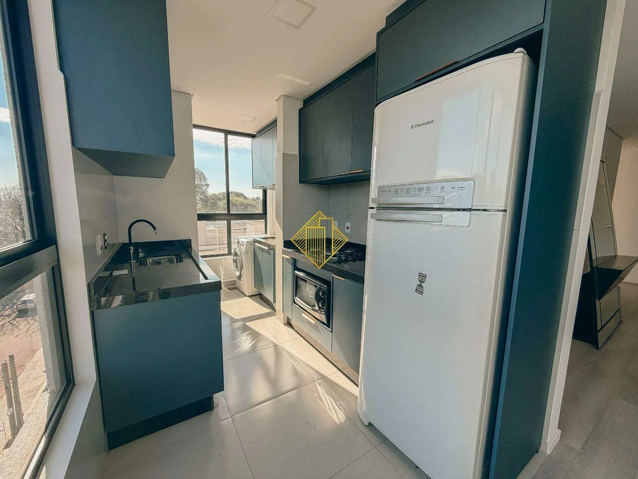 APARTAMENTO SEMI MOBILIADO NA VILA INDUSTRIAL EM TOLEDO-PARANÁ