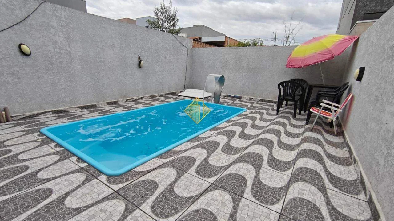 Casa à venda, 2 quartos, 1 vaga, Jardim Coopagro - Toledo/PR