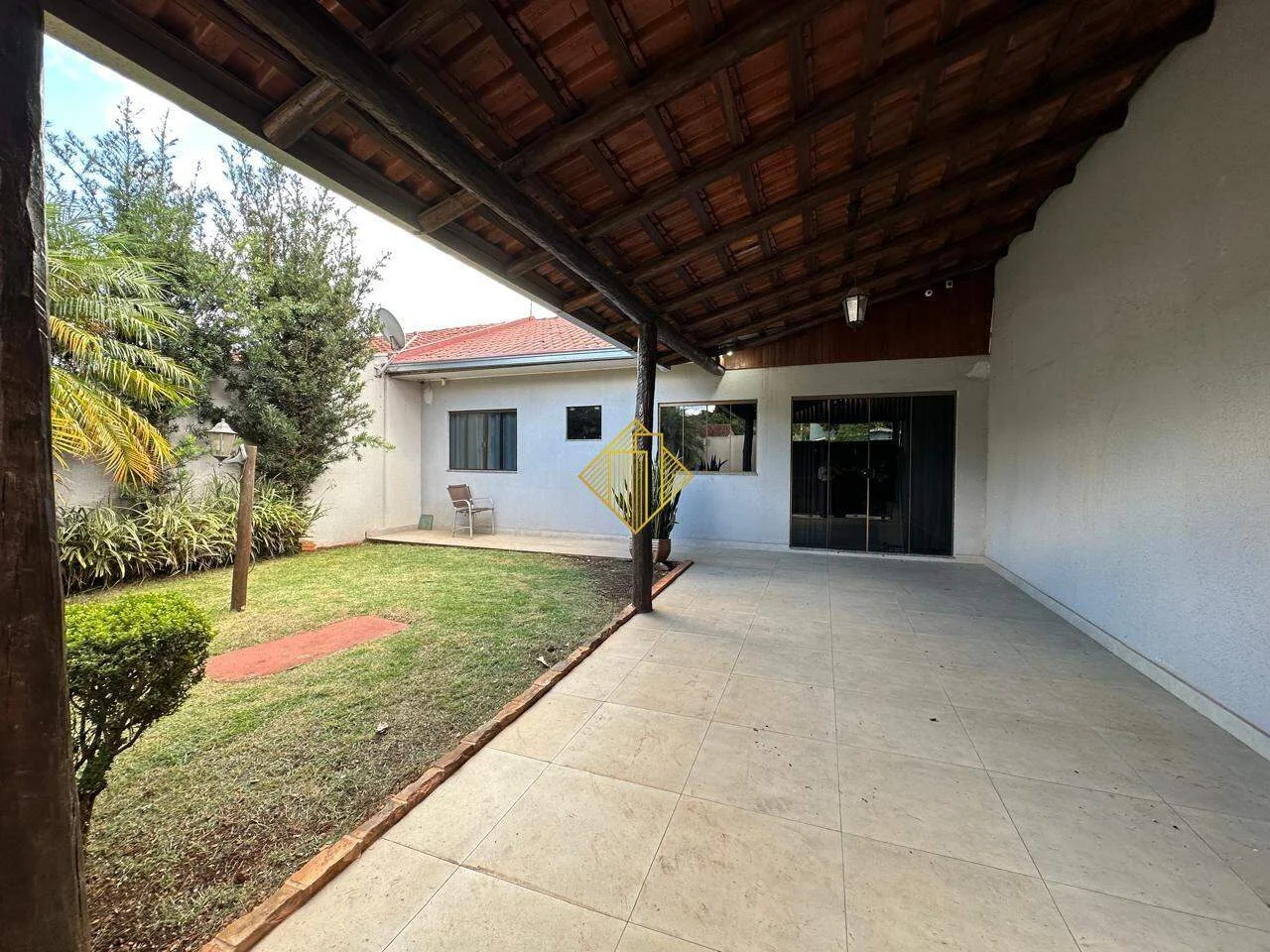 Casa para aluguel, 2 quartos, 2 vagas, Esmeralda - Cascavel/PR