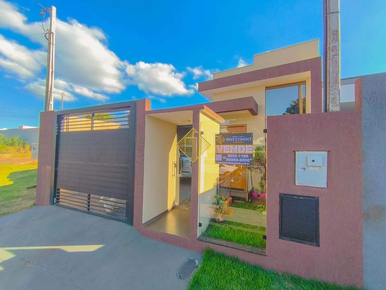 Casa com 3 Quartos à Venda na Vila Industrial - Toledo - PR