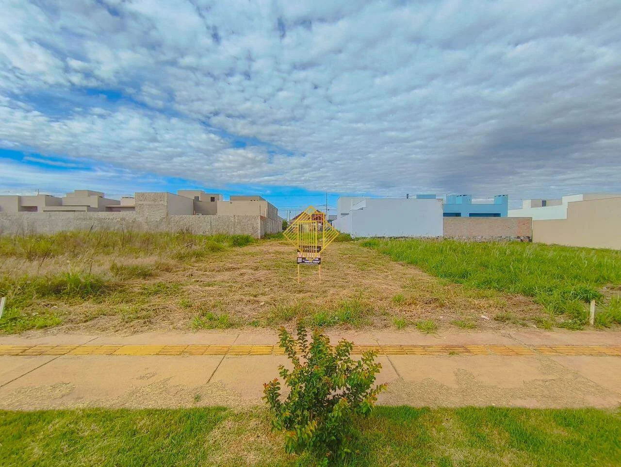 Lote de 250m² à venda no Loteamento Gualtieri no Bairro Cristo Rei em Toledo - PR