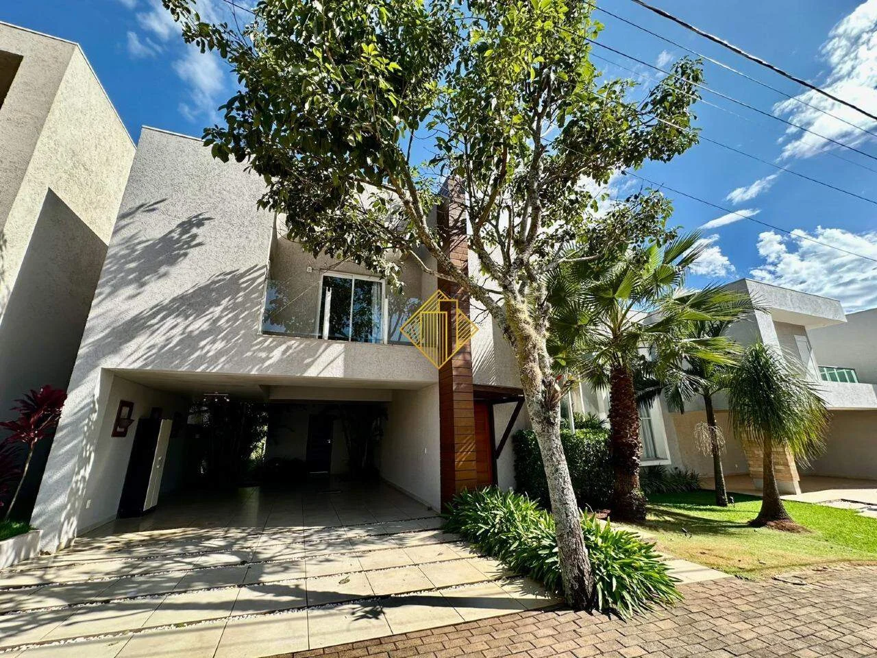 Sobrado para aluguel, 3 quartos, 3 suítes, 2 vagas, Alto Alegre - Cascavel/PR