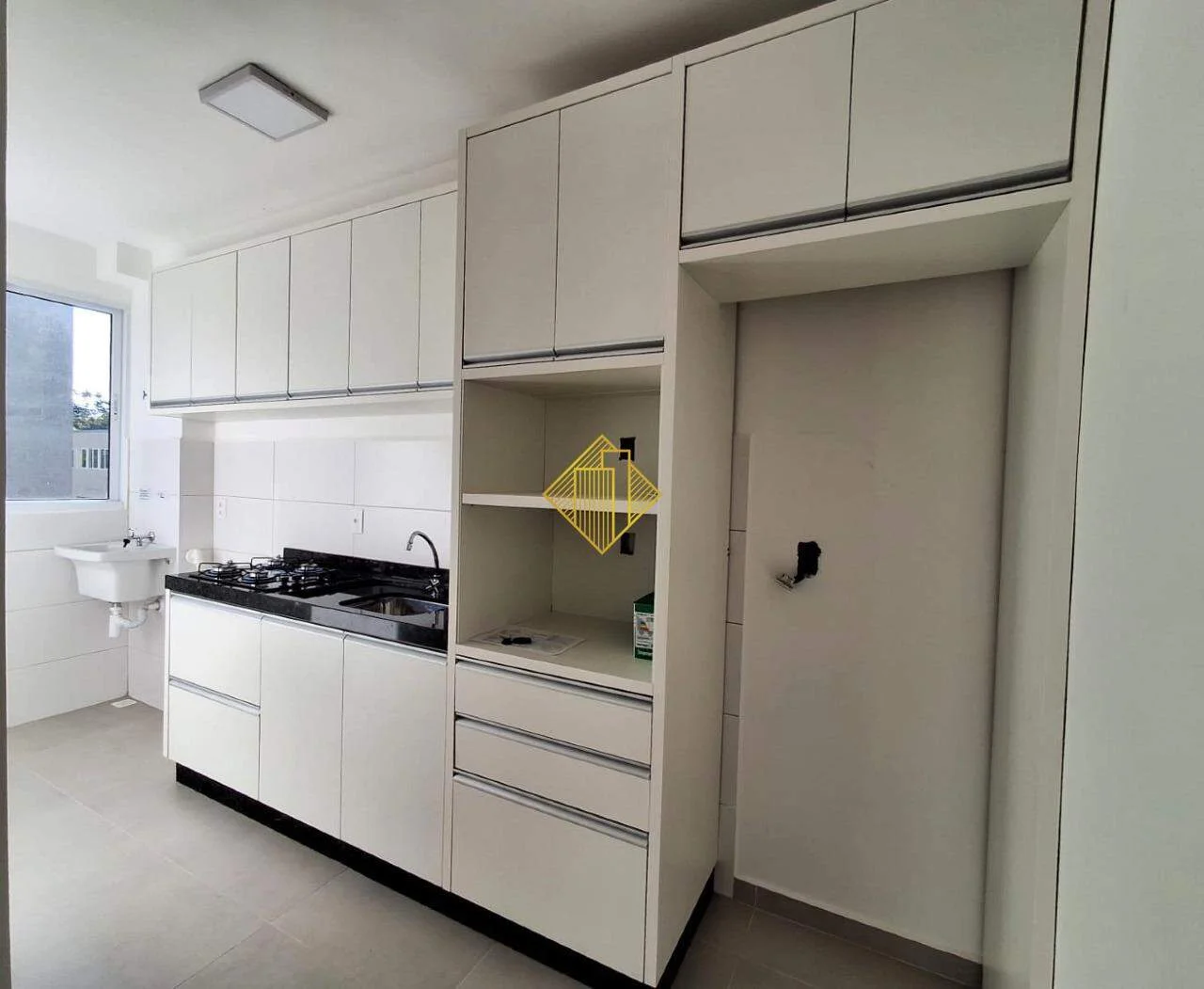 APARTAMENTO COM DOIS QUARTOS SEMI MOBILIADO - VILA INDUSTRIAL - TOLEDO/PARANÁ
