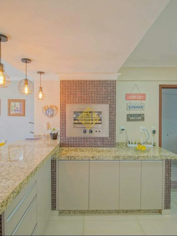 Apartamento à venda, 3 quartos, 1 suíte, 2 vagas, Centro - Toledo/PR