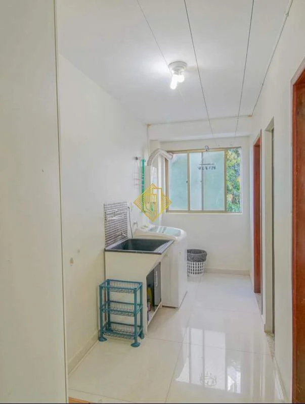 Apartamento à venda, 3 quartos, 1 suíte, 2 vagas, Centro - Toledo/PR