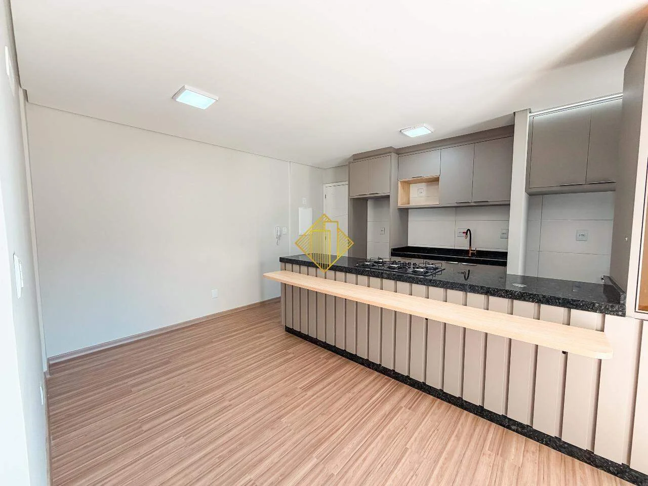 APARTAMENTO COM DOIS QUARTOS PARA LOCAÇÃO NO JARDIM TOCANTINS EM TOLEDO-PARANÁ