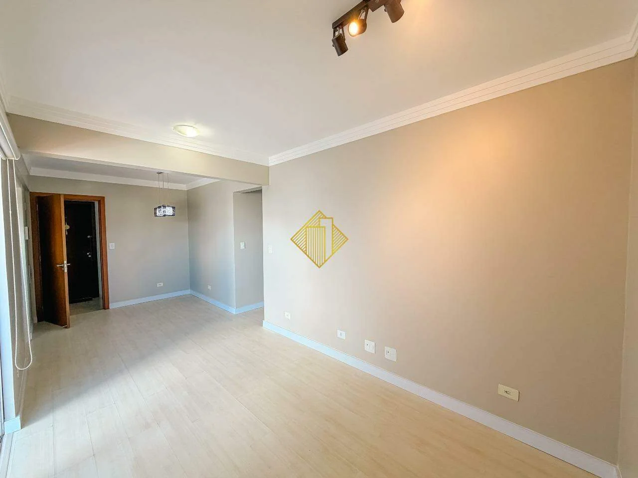 Apartamento no Country com Elevador e Garagem Coberta
