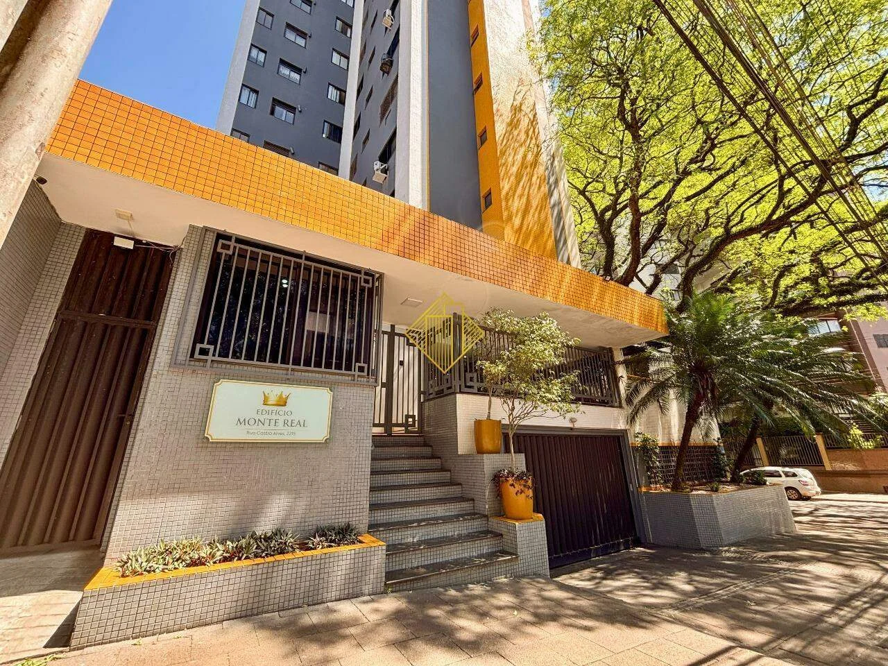 Apartamento à venda, 1 vaga, Centro - Cascavel/PR
